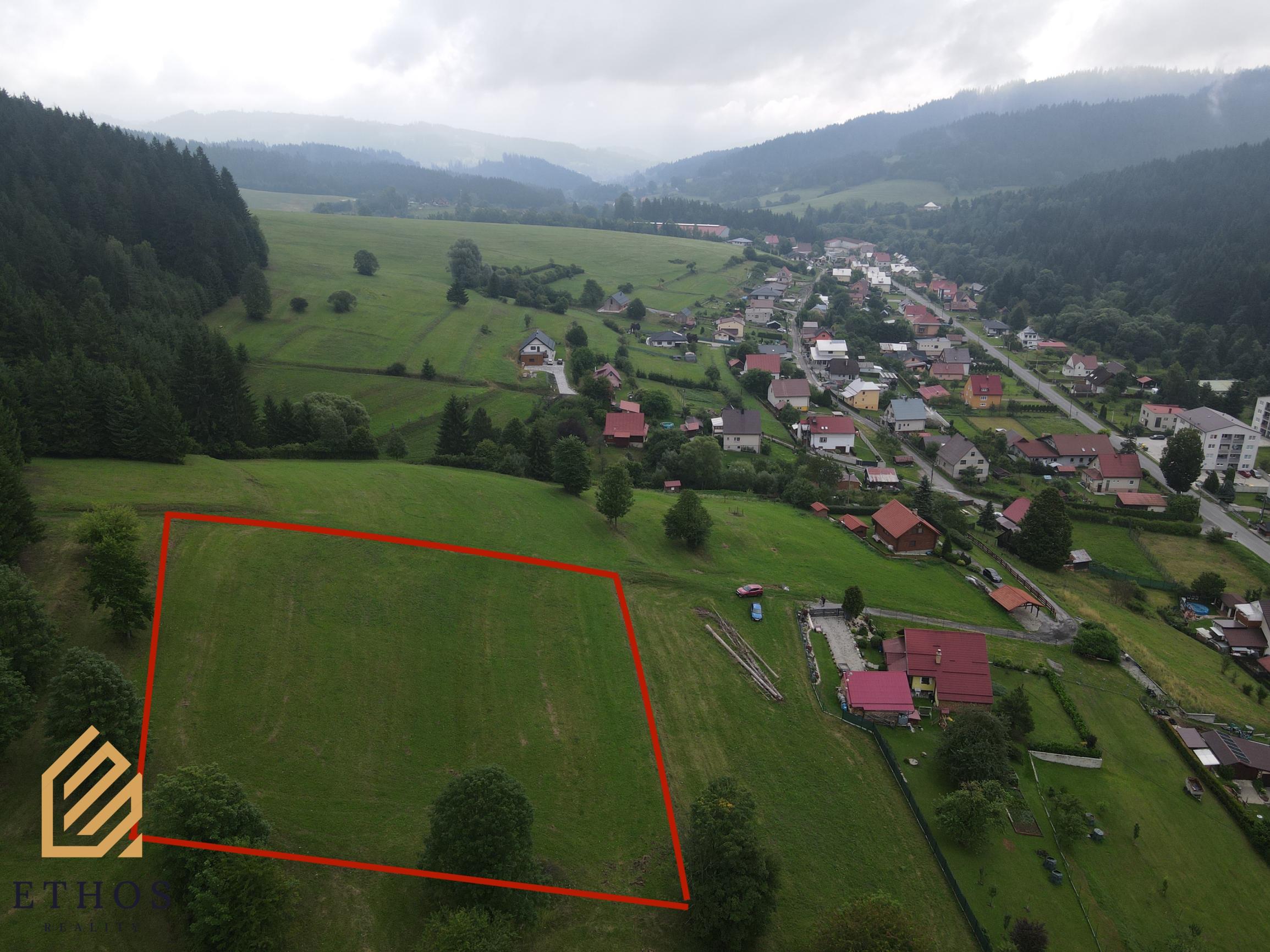 Na predaj – 4 stavebné pozemky v obci Korňa (okres Čadca) - fotografia 5