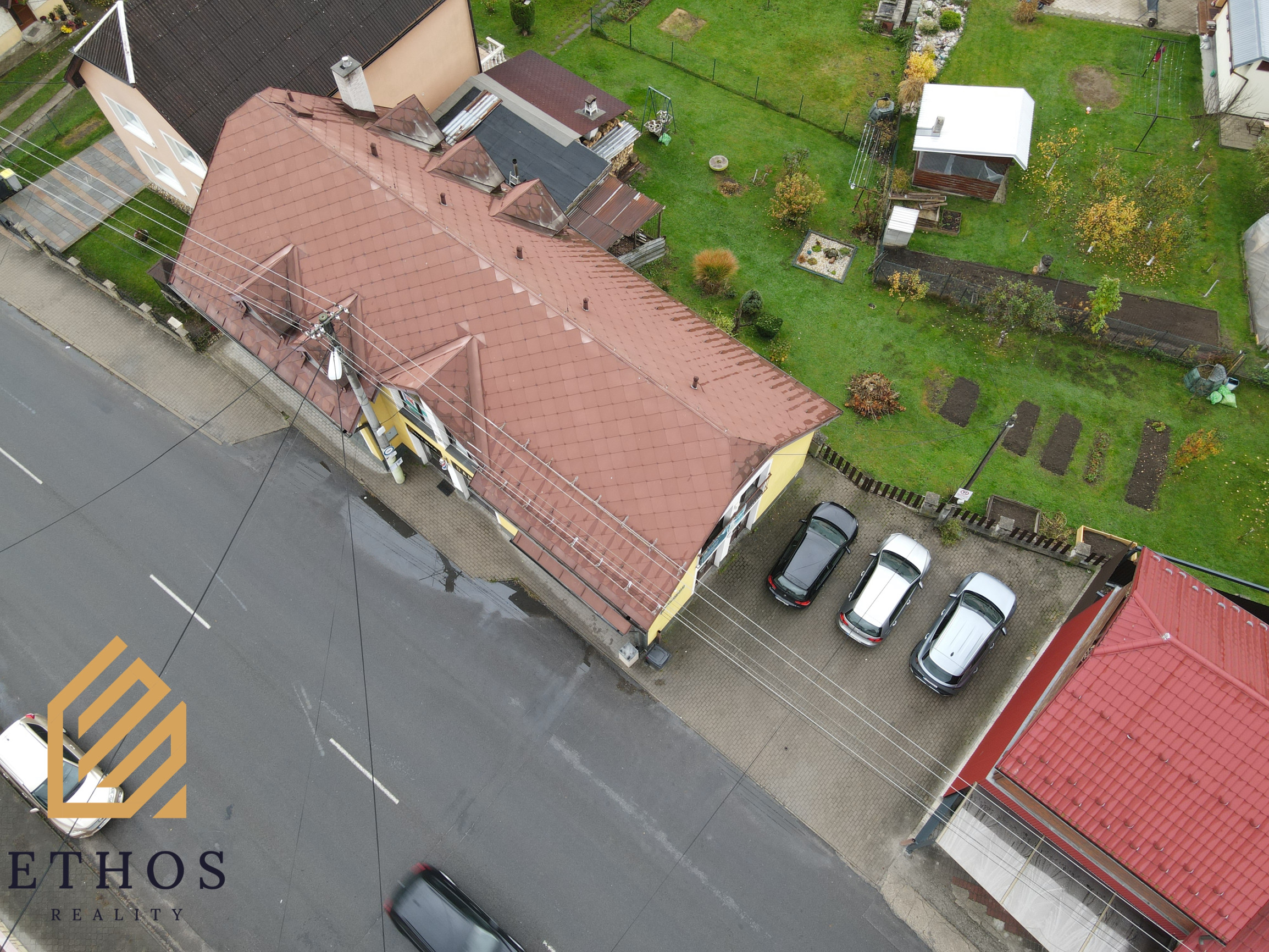 POLYFUNKČNÁ BUDOVA NA PREDAJ – KRÁSNO NAD KYSUCOU - fotografia 12