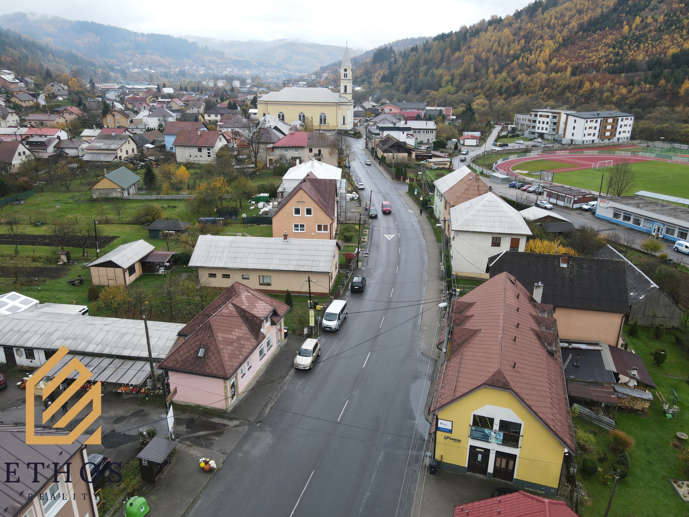 POLYFUNKČNÁ BUDOVA NA PREDAJ – KRÁSNO NAD KYSUCOU - fotografia 12
