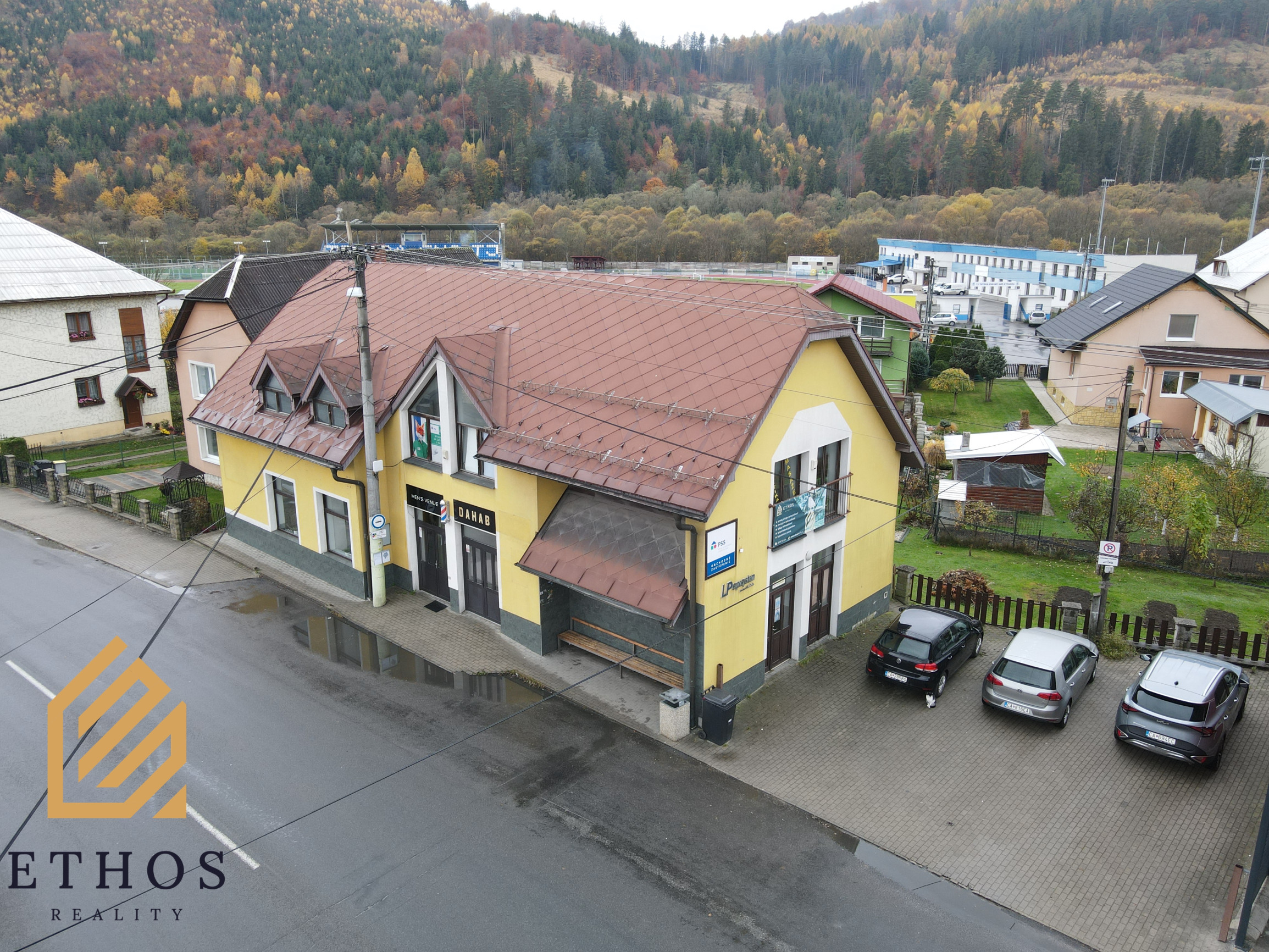POLYFUNKČNÁ BUDOVA NA PREDAJ – KRÁSNO NAD KYSUCOU - fotografia 12