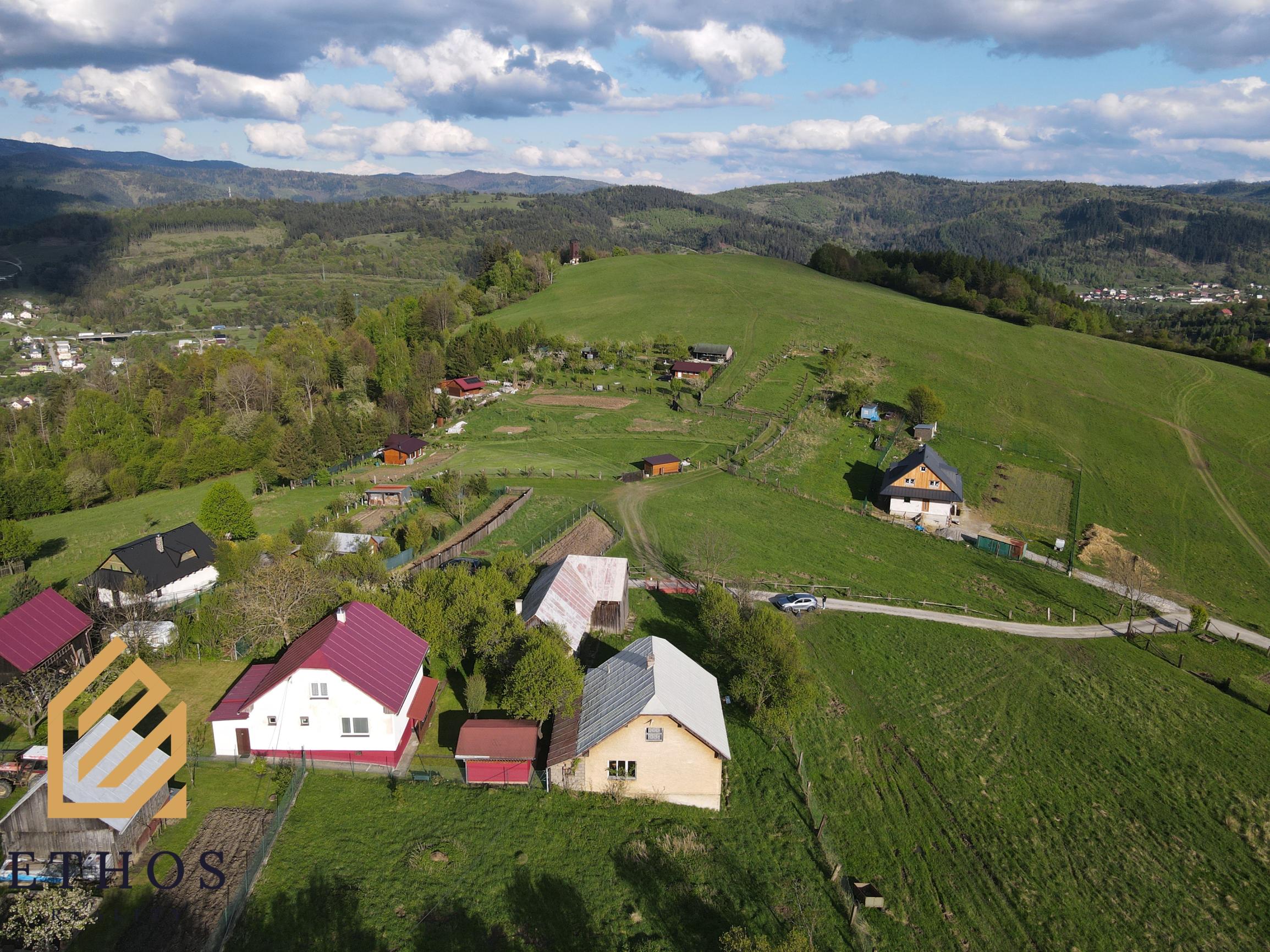 Na predaj rekreačný dom – Krásno nad Kysucou, osada Jantov - fotografia 12