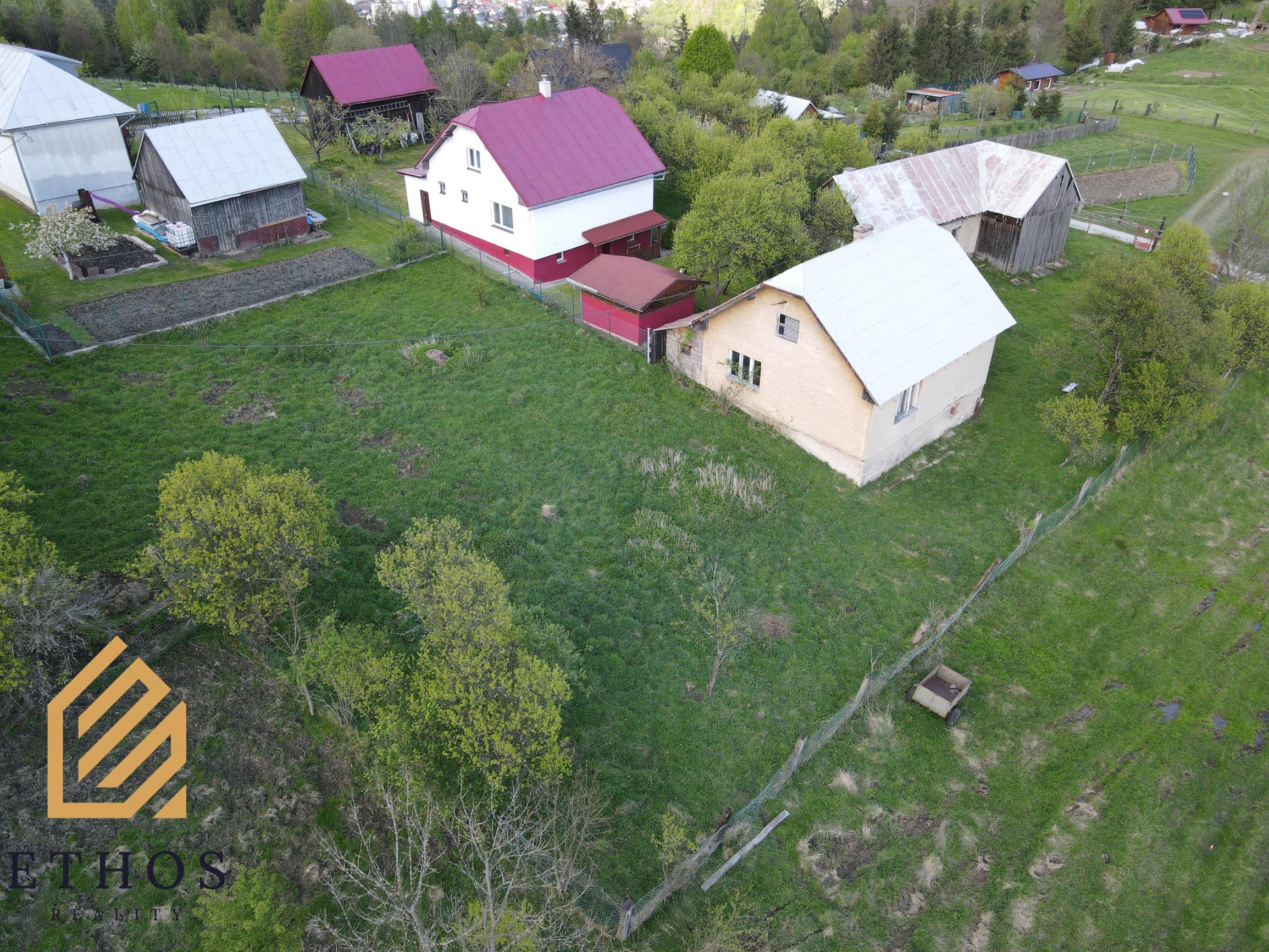 Na predaj rekreačný dom – Krásno nad Kysucou, osada Jantov - fotografia 12