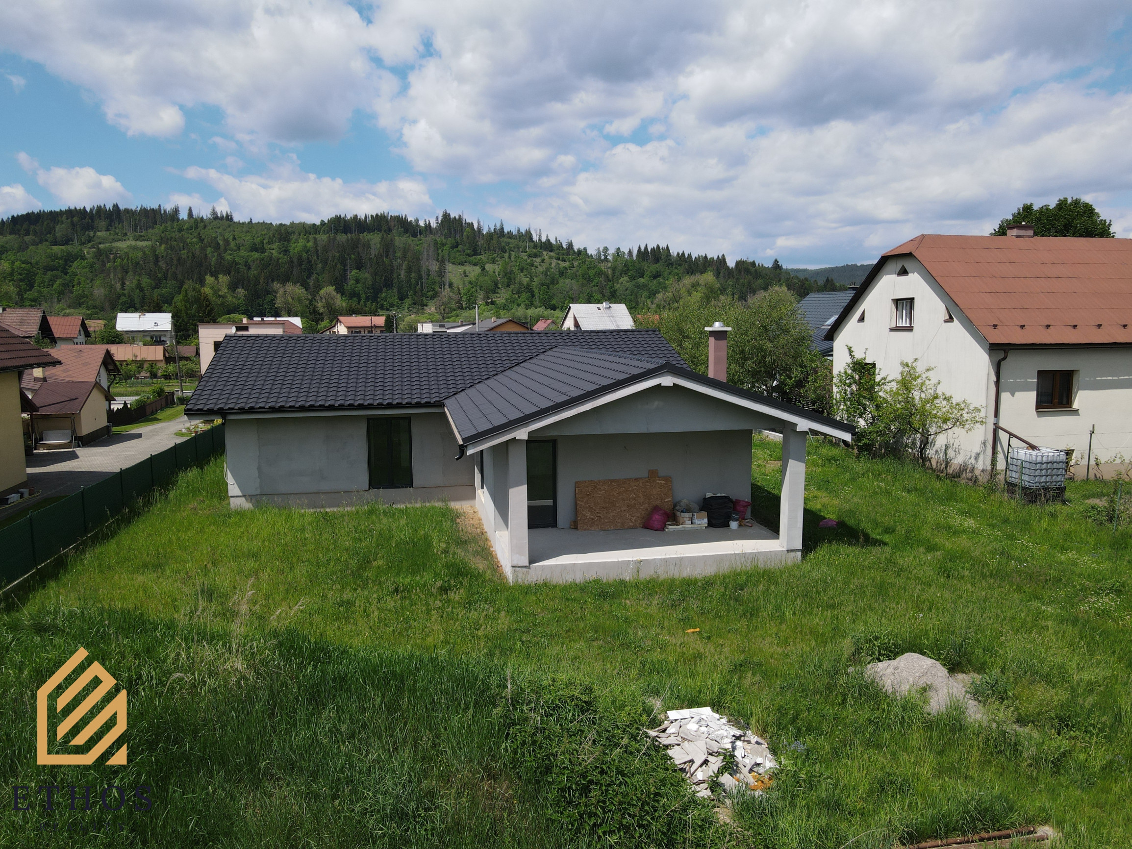 🏡 NOVOSTAVBA RODINNÉHO DOMU V CENTRE OBCE RAKOVÁ - fotografia 18