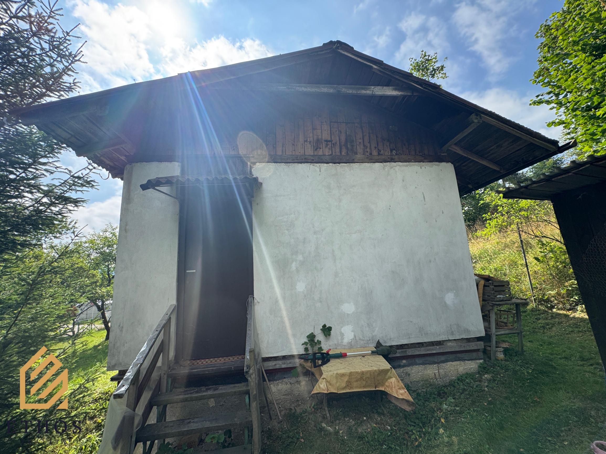 🌲 NA PREDAJ: Záhradný domček s pozemkom Krásno nad Kysucou - fotografia 9