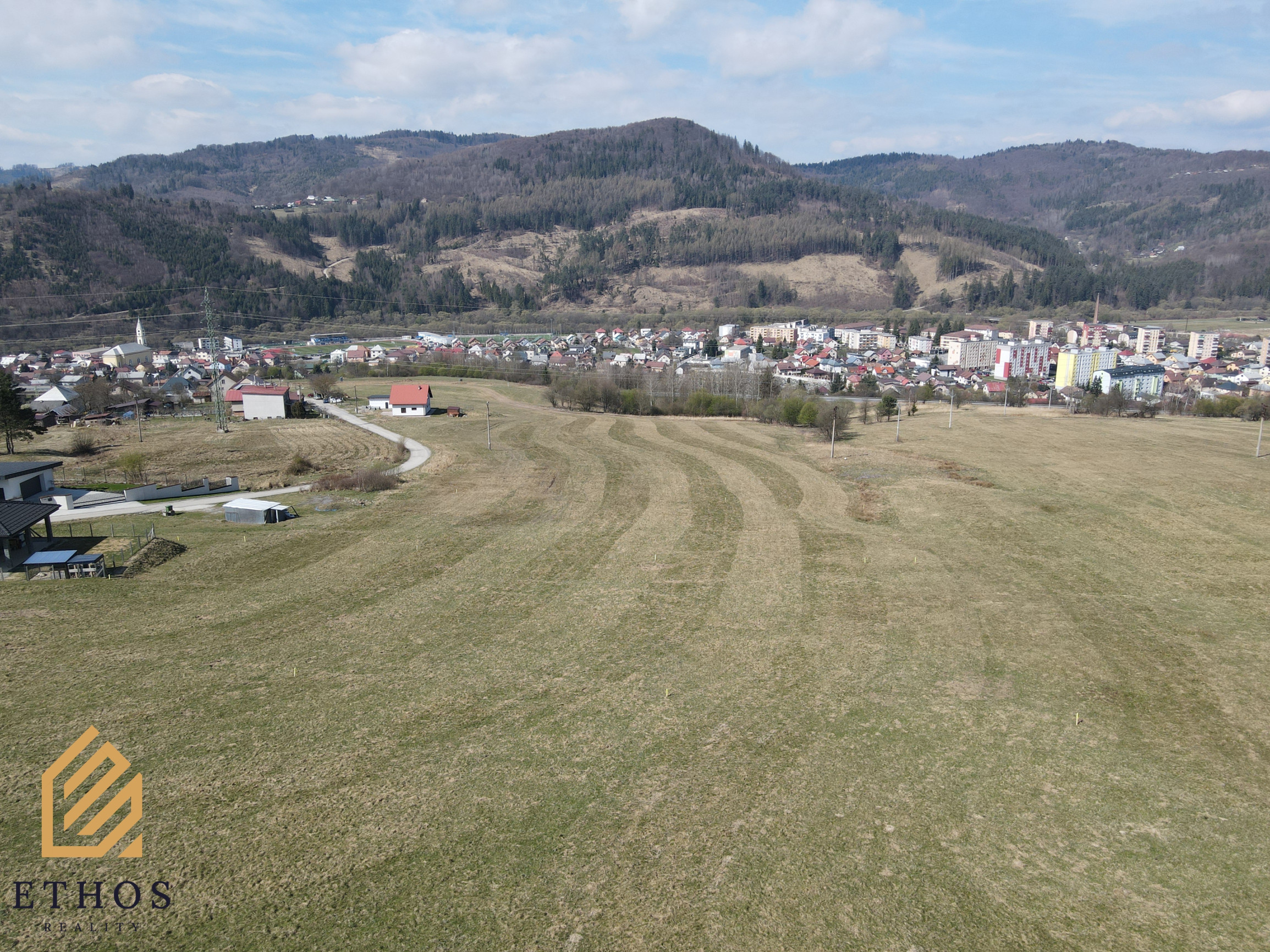 🔥 Stavebný pozemok  KRÁSNO NAD KYSUCOU LAZY - fotografia 14