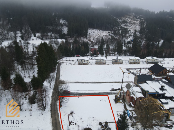 Stavebný pozemok so stavebným povolením –  SKI Makov