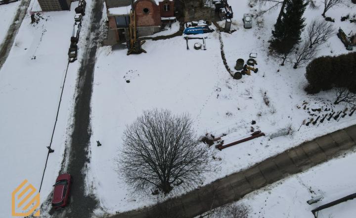 Stavebný pozemok so stavebným povolením –  SKI Makov - fotografia 1