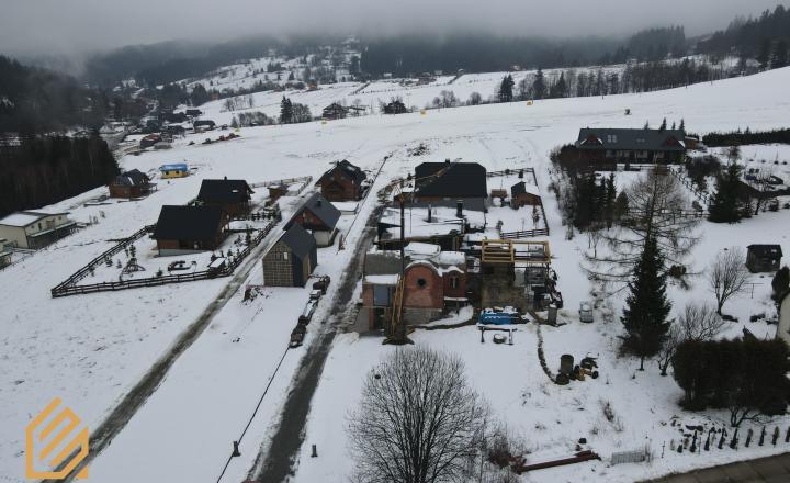 Stavebný pozemok so stavebným povolením –  SKI Makov - fotografia 2