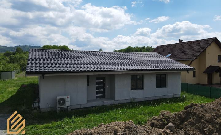 🏡 NOVOSTAVBA RODINNÉHO DOMU V CENTRE OBCE RAKOVÁ - fotografia 7
