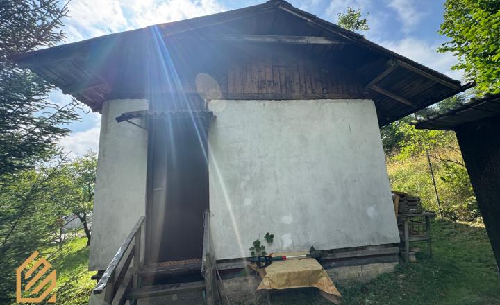 🌲 NA PREDAJ: Záhradný domček s pozemkom Krásno nad Kysucou - fotografia 8